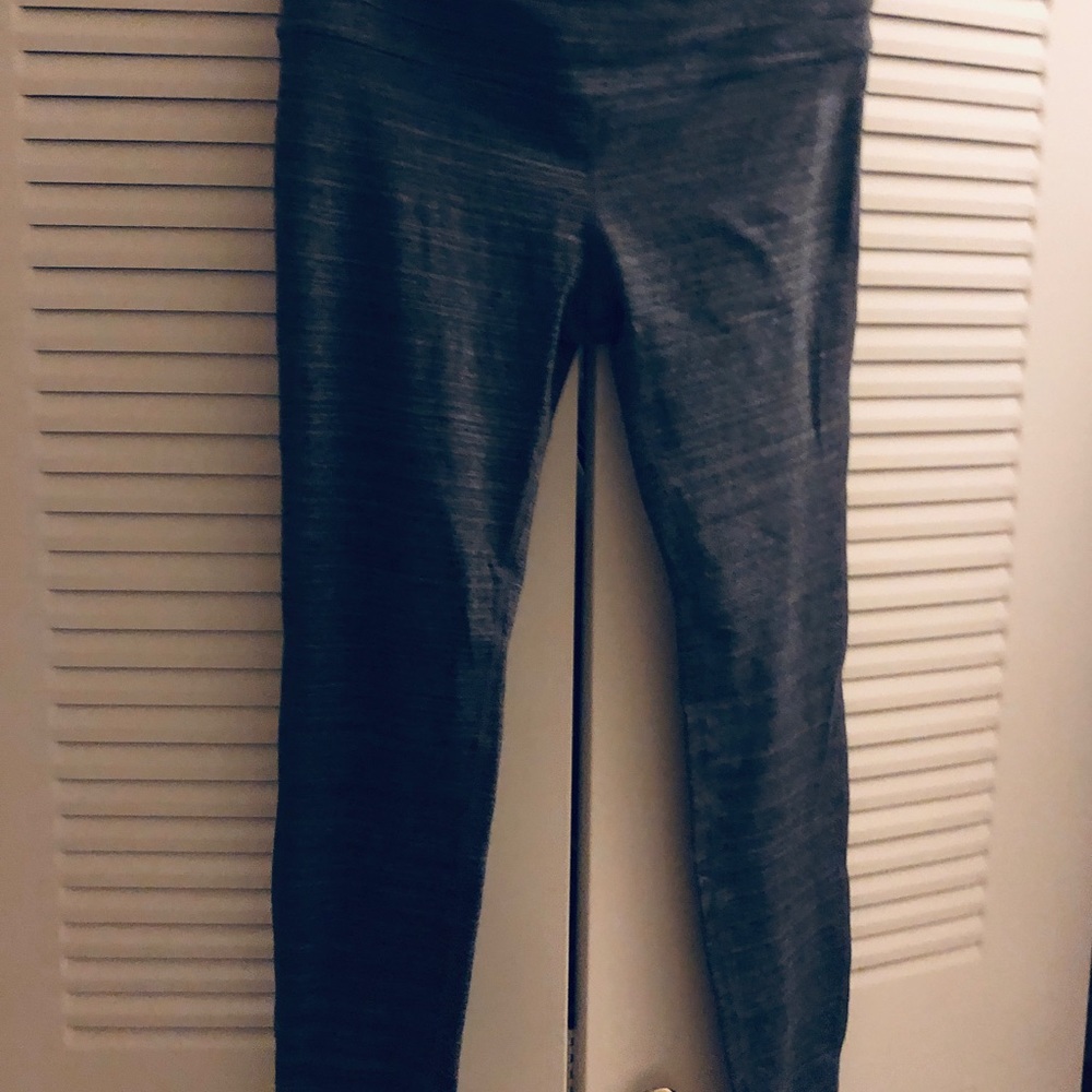 Gap athletic leggings